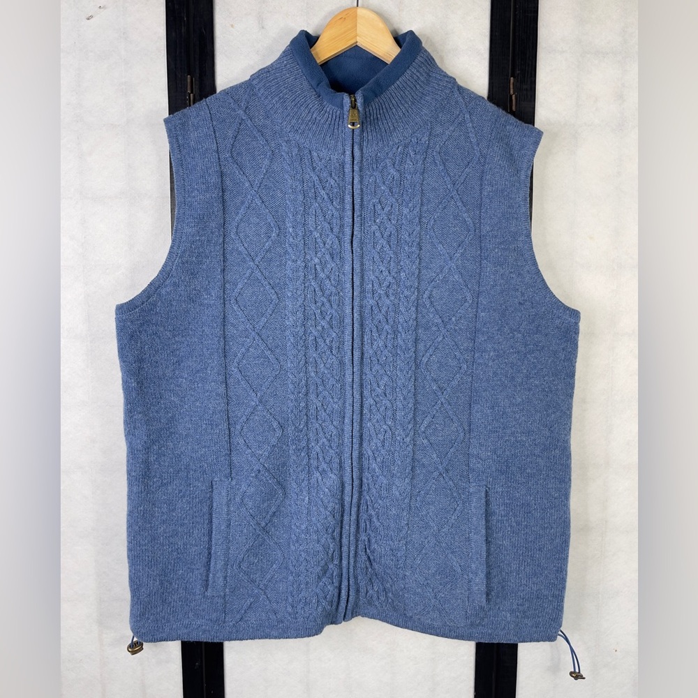 Aran Woollen Mills Blue Wool Garment